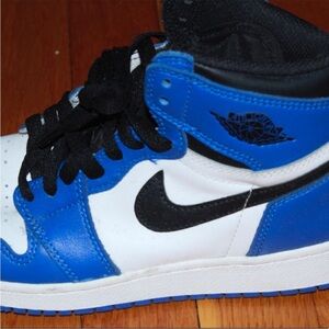 Must Go‼️ Used Air Jordan 1 Retro High OG Game Royal. Read Description 👇